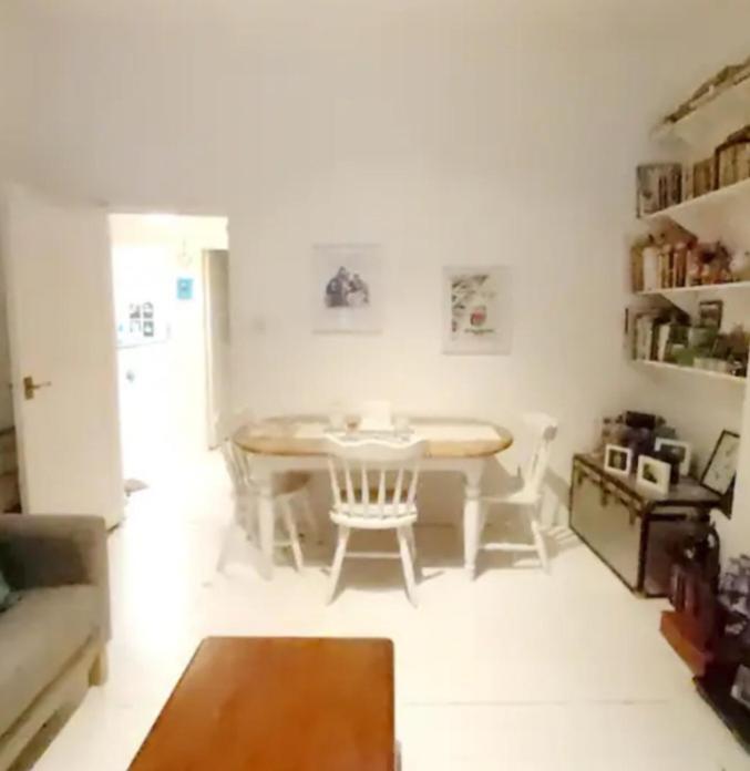 Centrel To London Single Bed Room Quiet Home With Host And Breakfast Exterior foto